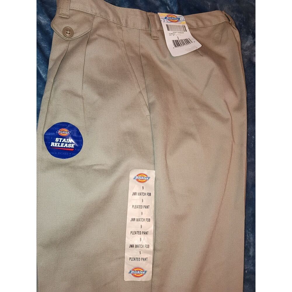 NWT Dickies Juniors 9 Pleated Pants